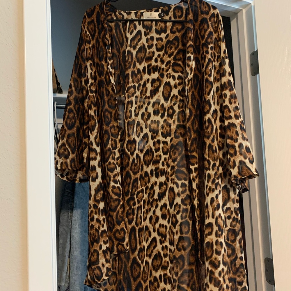 Sheer leopard print duster